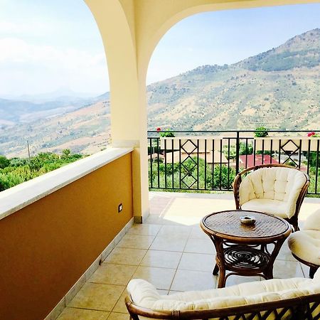 Villa Della Mimosa Alia Exterior foto